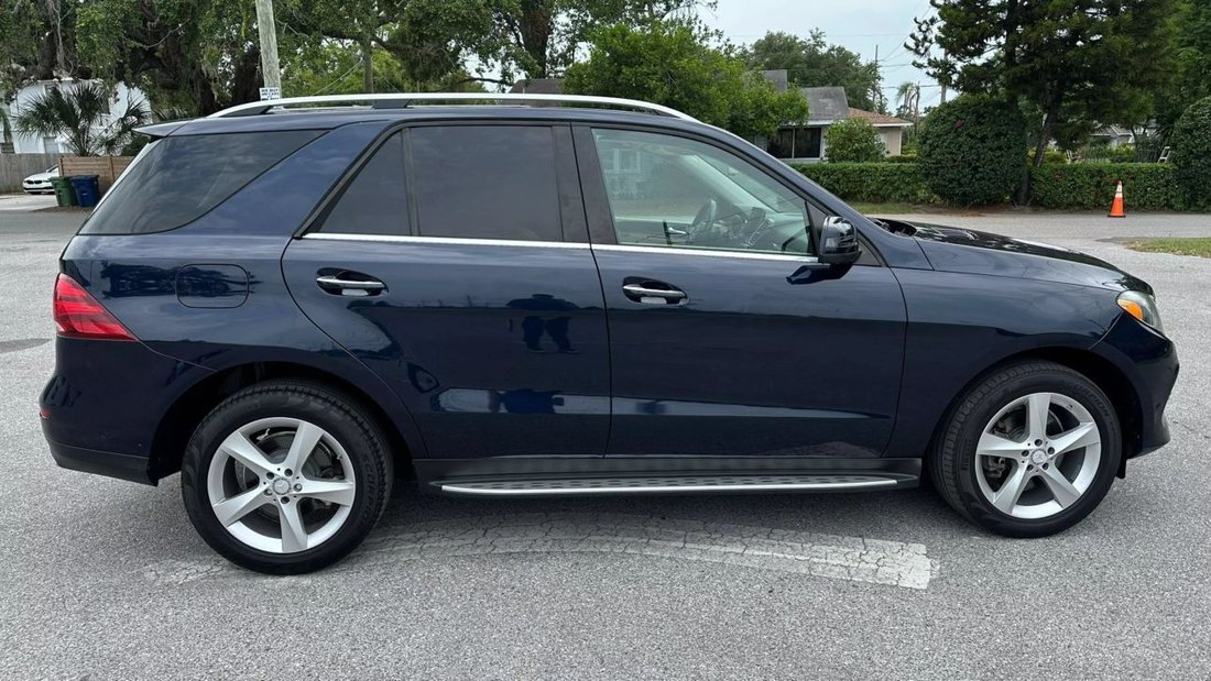 Suv in Tampa, FL, United States 4 - 15702199