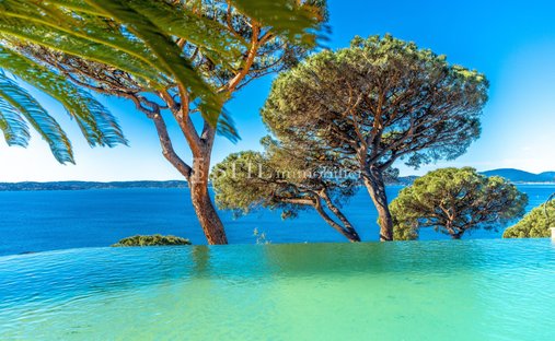 Villa in Ville-Les Saquedes-Le Bouillonnet, Sainte-Maxime, France 1