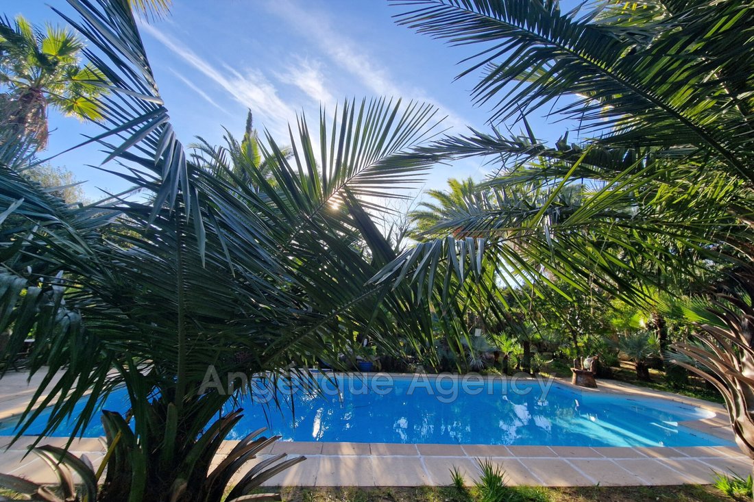 Villa in Frejus, Provence-Alpes-Côte d'Azur, France 2 - 15121280