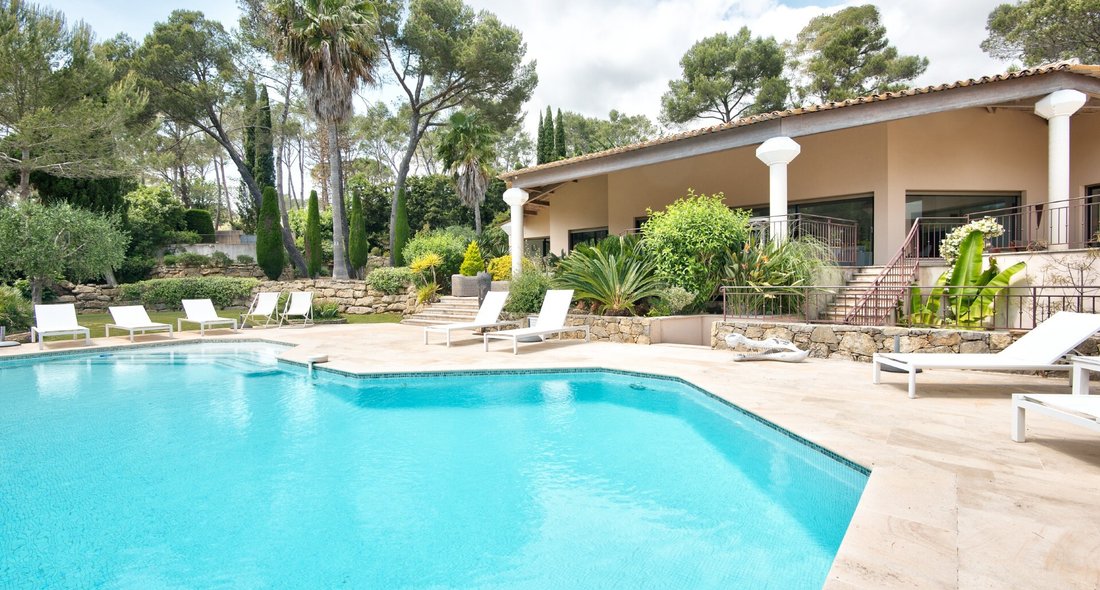 House in Mougins, Provence-Alpes-Côte d'Azur, France 5 - 15698377