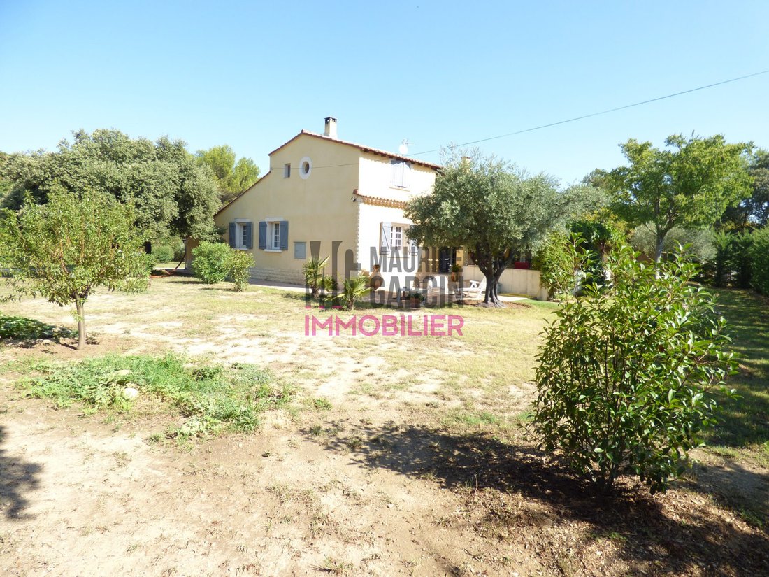 Villa in Zone Rurale Sud, Carpentras, France 2 - 15708144