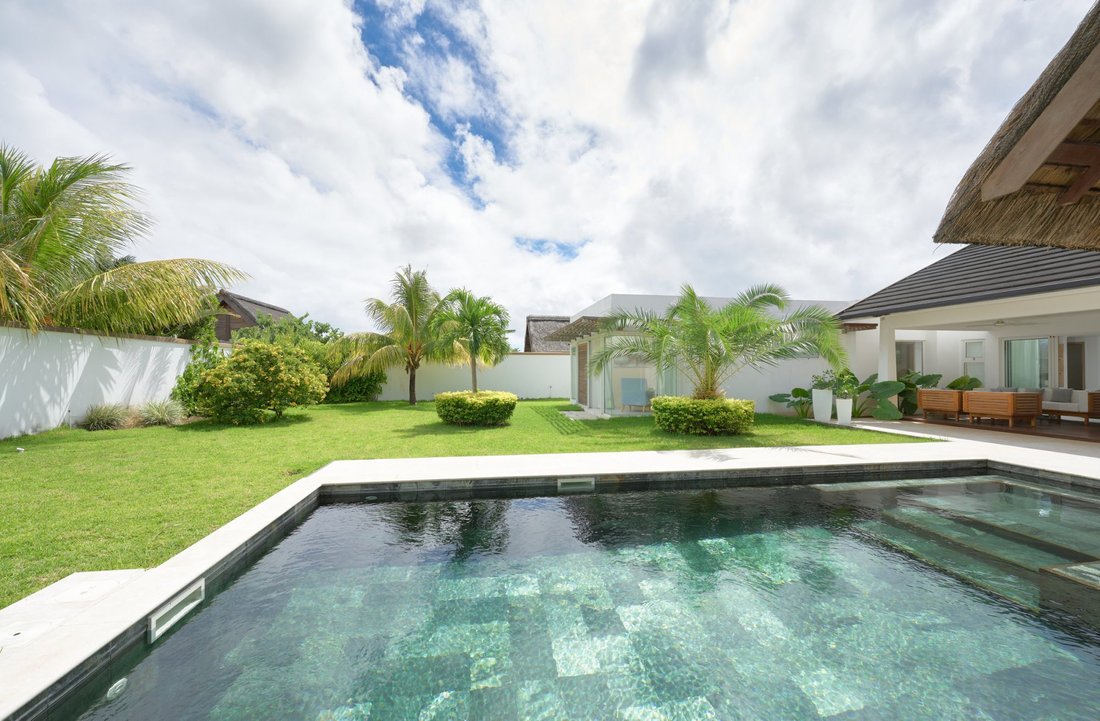 Villa in Grand Baie, Rivière du Rempart District, Mauritius 1 - 15703985