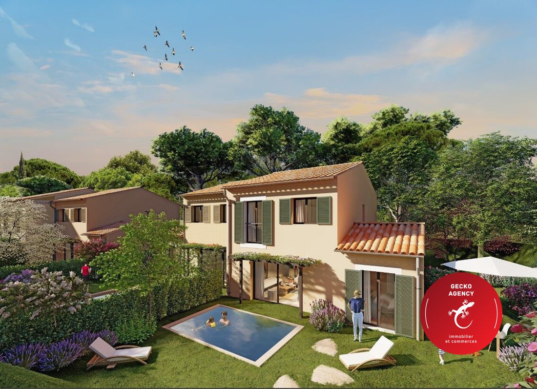 Casa en Sainte-Maxime, Provenza-Alpes-Costa Azul, Francia 2 - 15704035