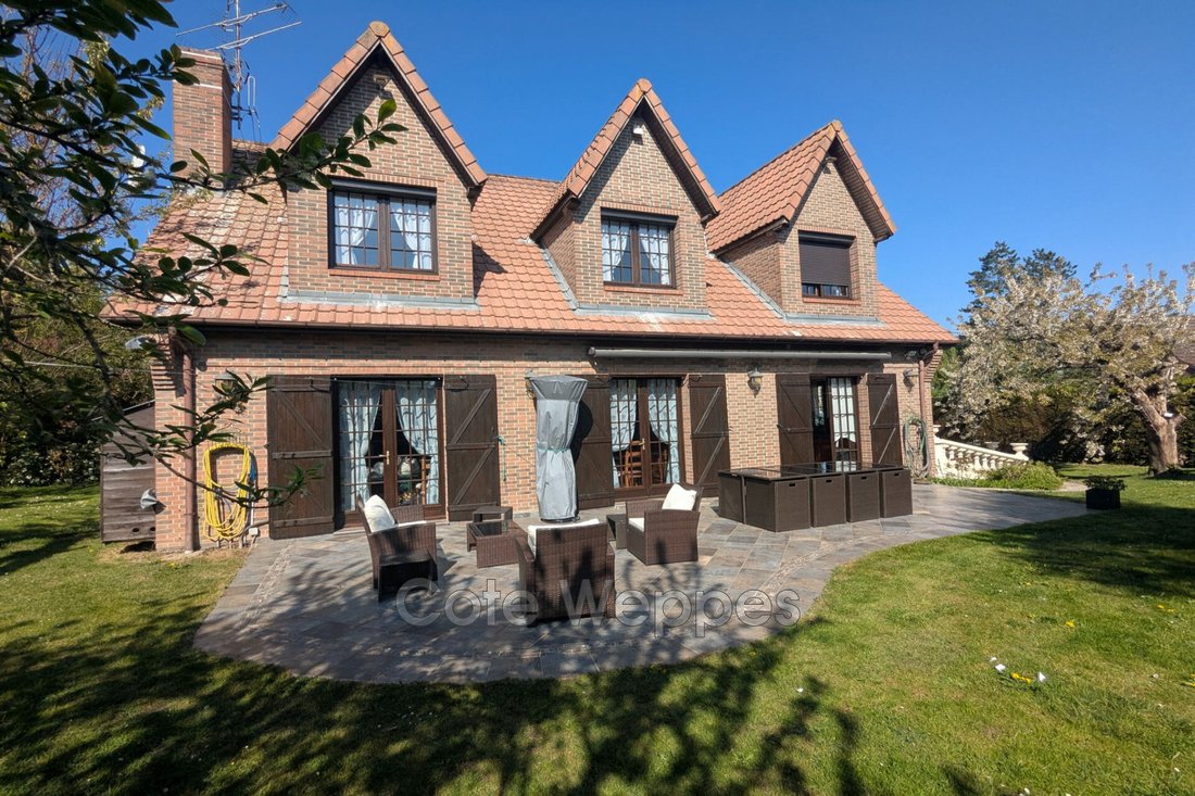 Villa in Wavrin, Hauts-de-France, France 1 - 15524478