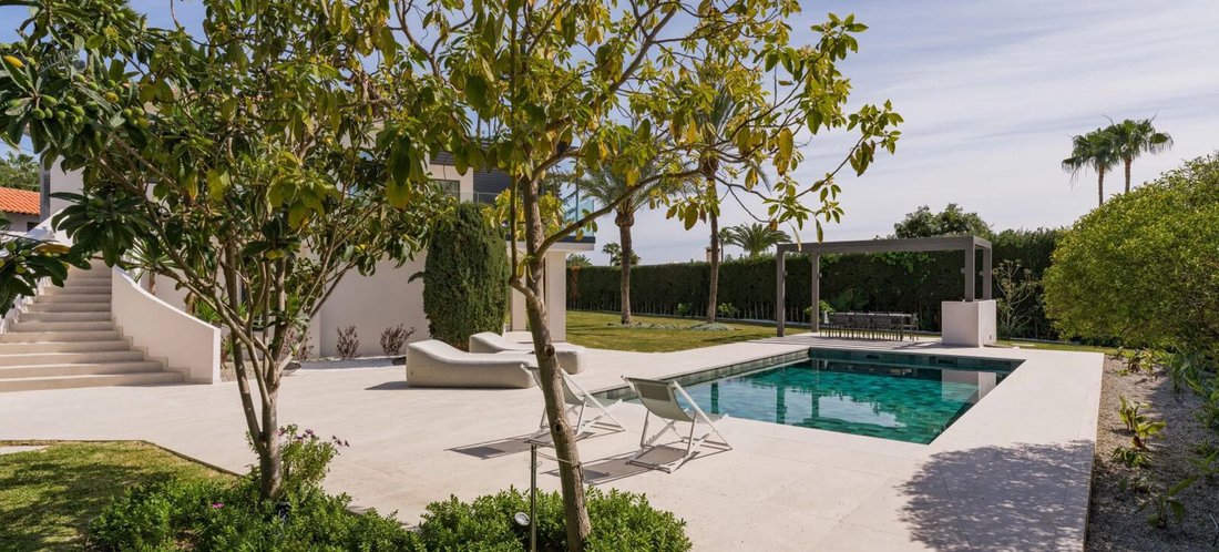 Villa in Marbella, Andalusia, Spain 5 - 15701383