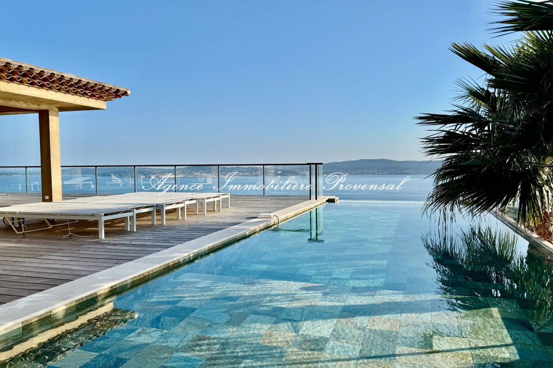 Villa in Grimaud, Provence-Alpes-Côte d'Azur, France 1 - 15314888