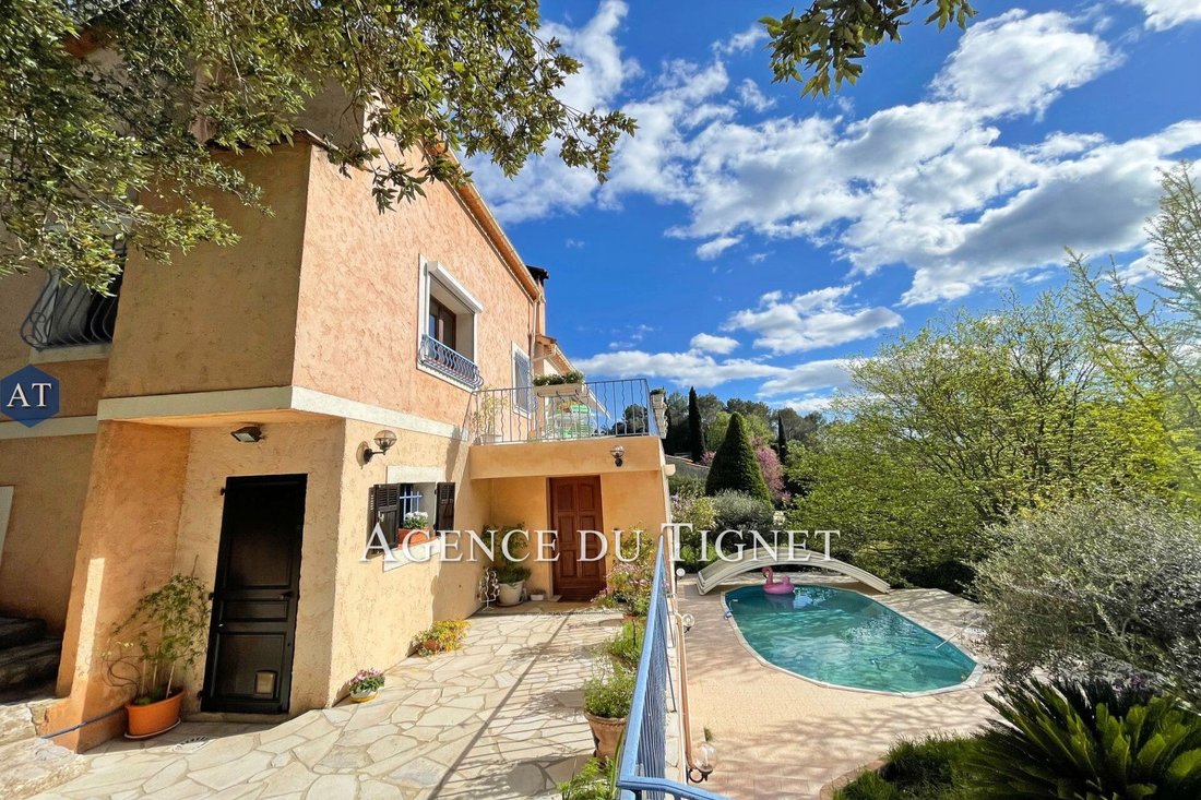 Villa in Le Tignet, Provence-Alpes-Côte d'Azur, France 3 - 15513935