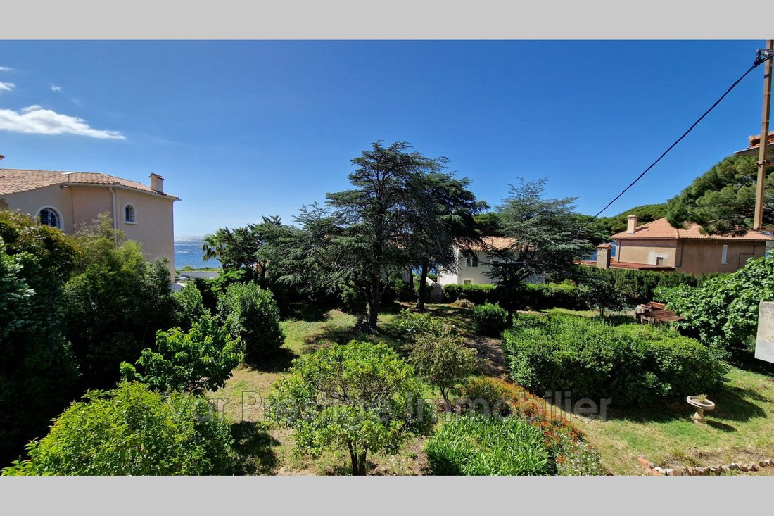 Villa in Ville-Les Saquedes-Le Bouillonnet, Sainte-Maxime, France 1 - 13879856