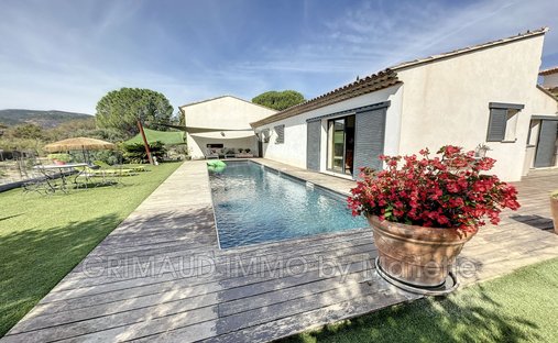 Villa in Le Plan-de-la-Tour, Provence-Alpes-Côte d'Azur, France 1
