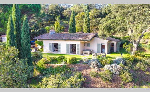 Villa en La Garde-Freinet, Provenza-Alpes-Costa Azul, Francia 1