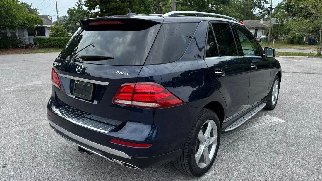 Suv in Tampa, FL, United States 5 - 15702199