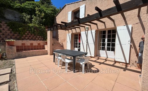 Villa a La Garde-Freinet, Provenza-Alpi-Costa Azzurra, Francia 1