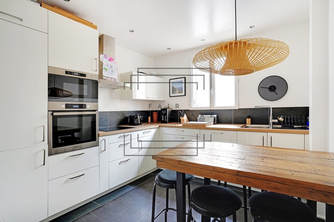 Apartment in La Plaine des Sablons, Neuilly-sur-Seine, France 2 - 15703927