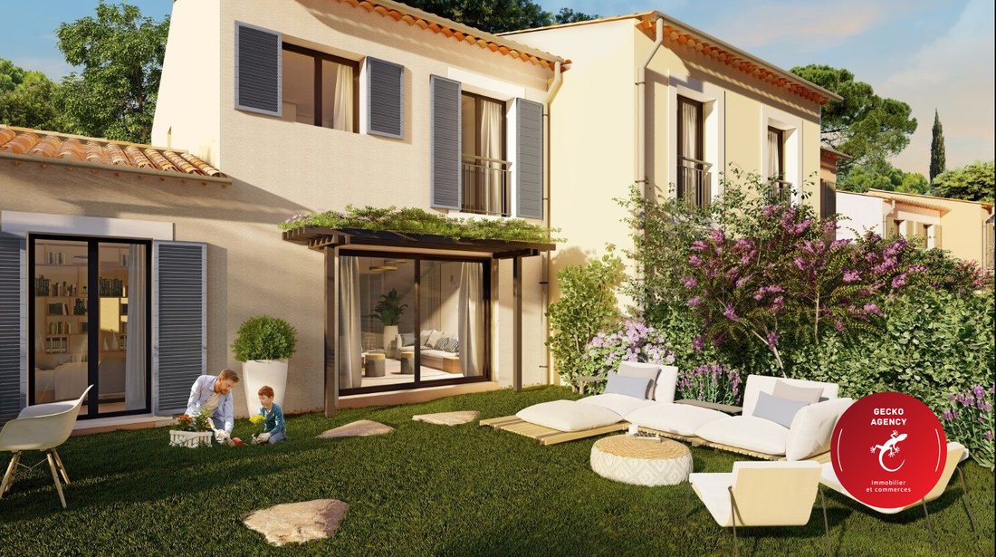Casa en Sainte-Maxime, Provenza-Alpes-Costa Azul, Francia 4 - 15704035
