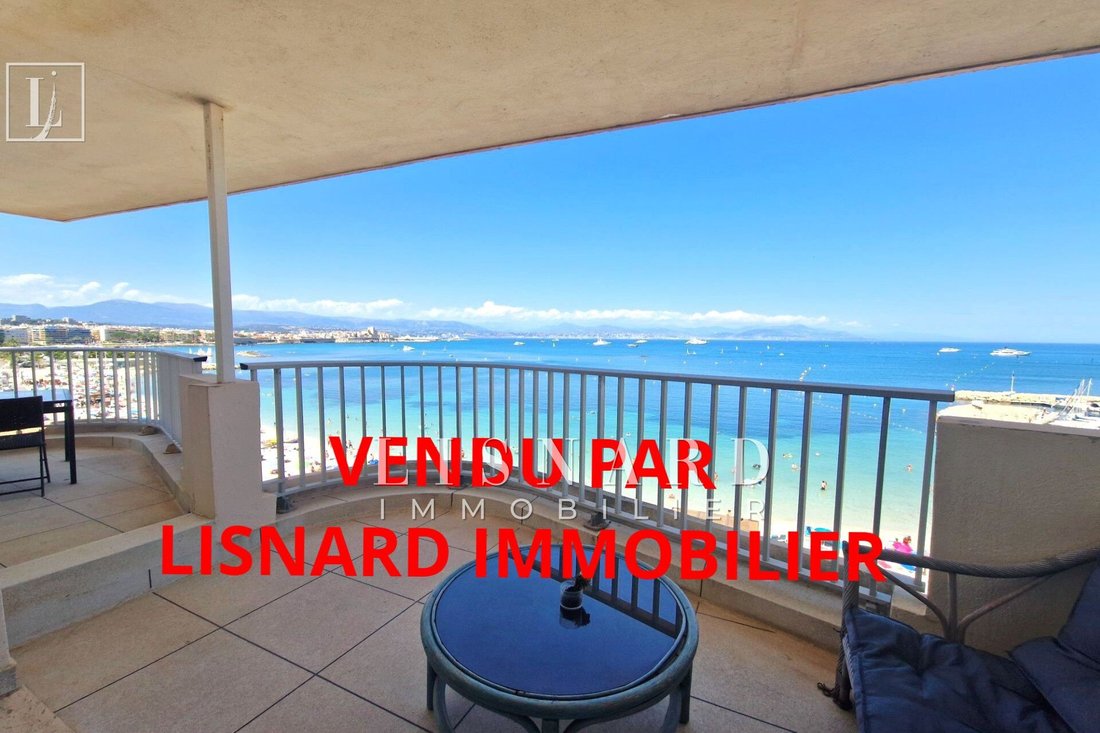 Apartment in Les Cougoulins-Rastines, Antibes, France 1 - 14489690