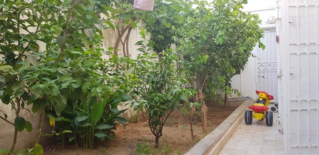 Villa in Tunis, Tunis, Tunisia 3 - 12145158