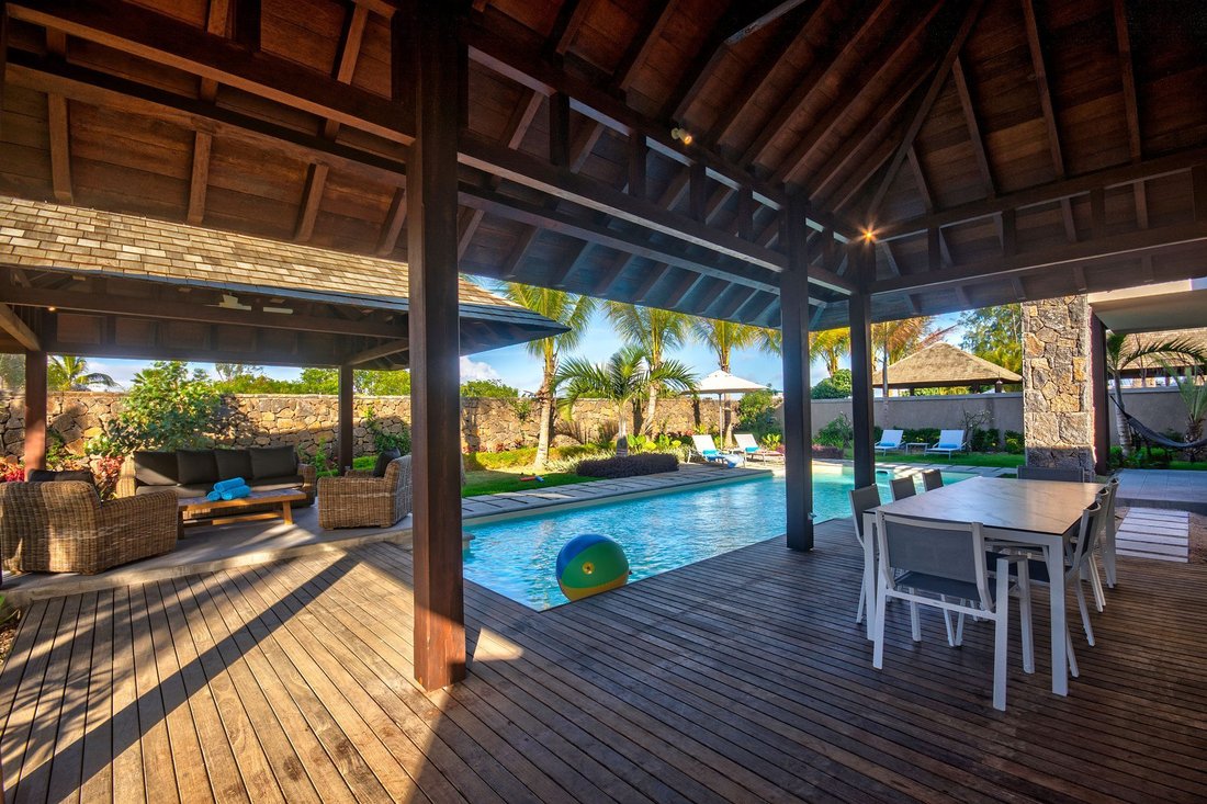 Villa in Grand Gaube, Rivière du Rempart District, Mauritius 3 - 13554394