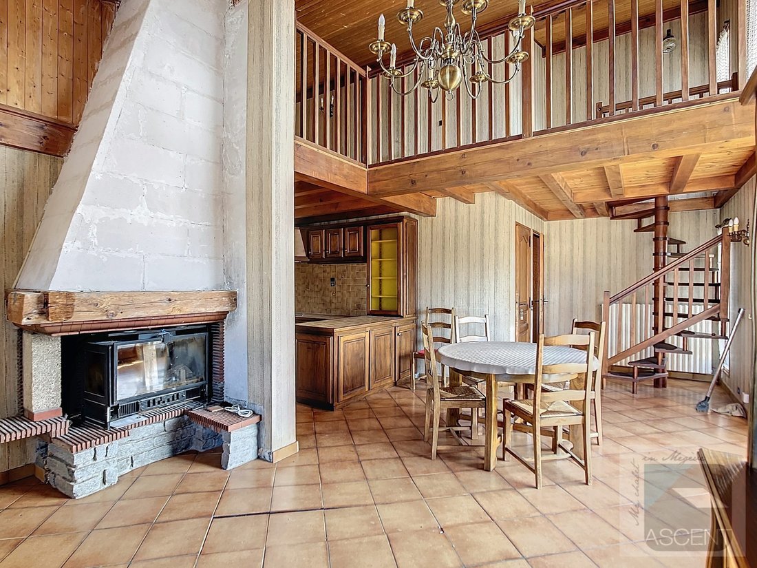 Chalet in Notre-Dame-de-Bellecombe, Auvergne-Rhône-Alpes, France 2 - 15704481