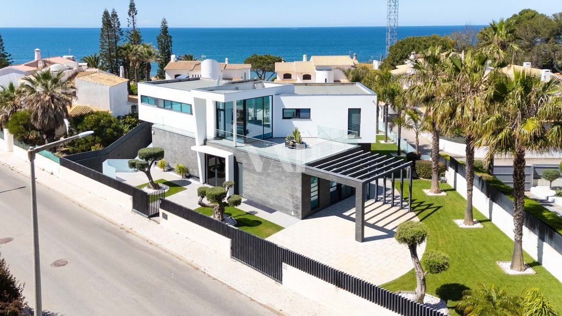 Villa in Praia dos Pescadores, Olhos de Agua, Portugal 1 - 15699311