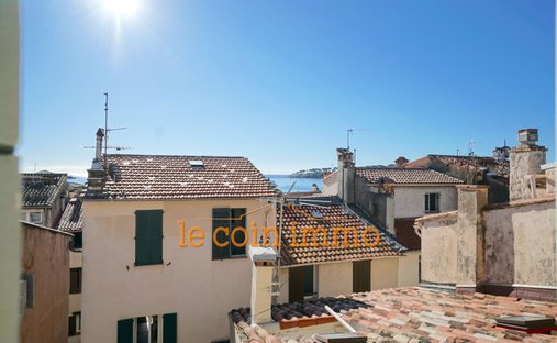 Villa in Les Cougoulins-Rastines, Antibes, France 1