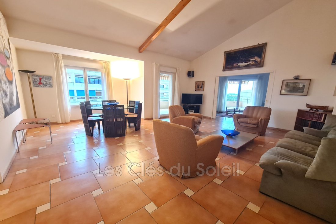 Apartment in Hyeres, Provence-Alpes-Côte d'Azur, France 1 - 15145535