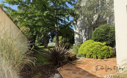 Castle for Sale in Marmande, Nouvelle-Aquitaine, France