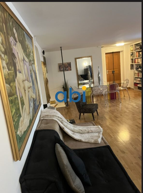 Apartment in La Fourche-Guy Môquet, Paris 17e Arrondissement, Paris 5 - 15705632