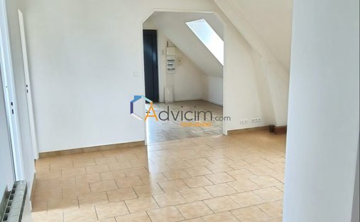 Castle for Sale in Saint-Pierre-des-Corps, Centre-Val de Loire, France