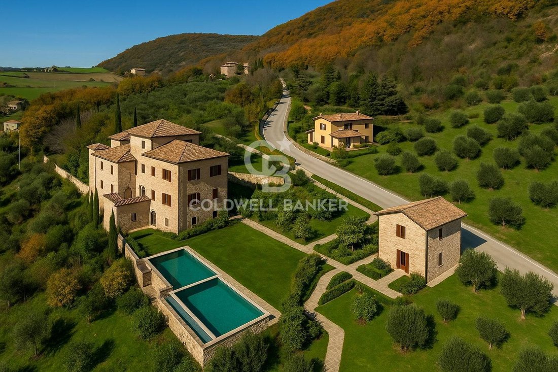 Gubbio, Umbria, Italy 3 - 15034524