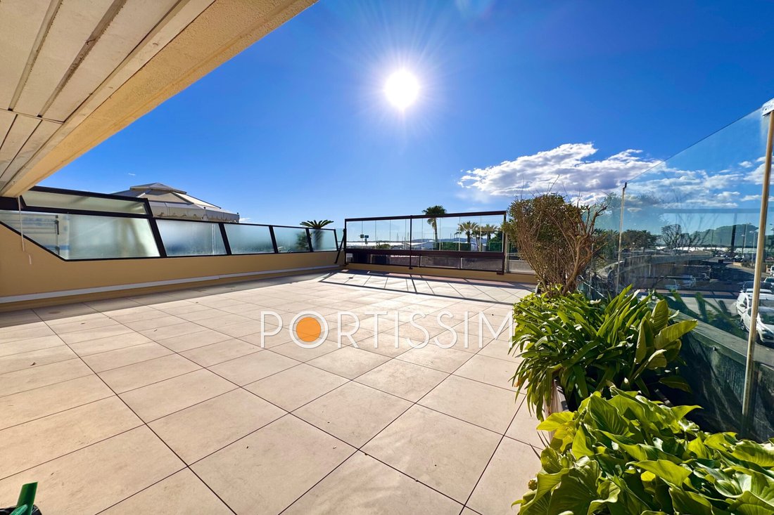 Apartment in Saint-Laurent-du-Var, Provence-Alpes-Côte d'Azur, France 1 - 14424898