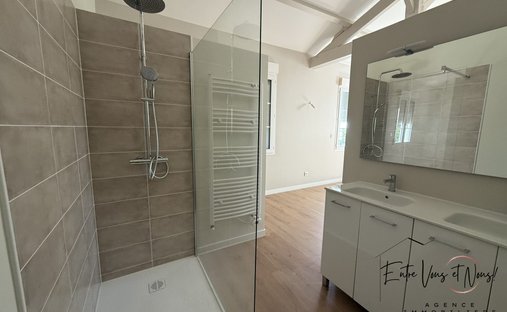 Castle for Sale in Marmande, Nouvelle-Aquitaine, France