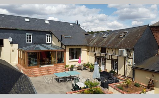 Villa a Songeons, Alta Francia, Francia 1