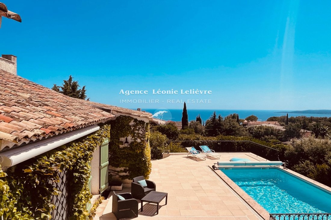 Villa in Les Issambres, Roquebrune-sur-Argens, France 2 - 13164088
