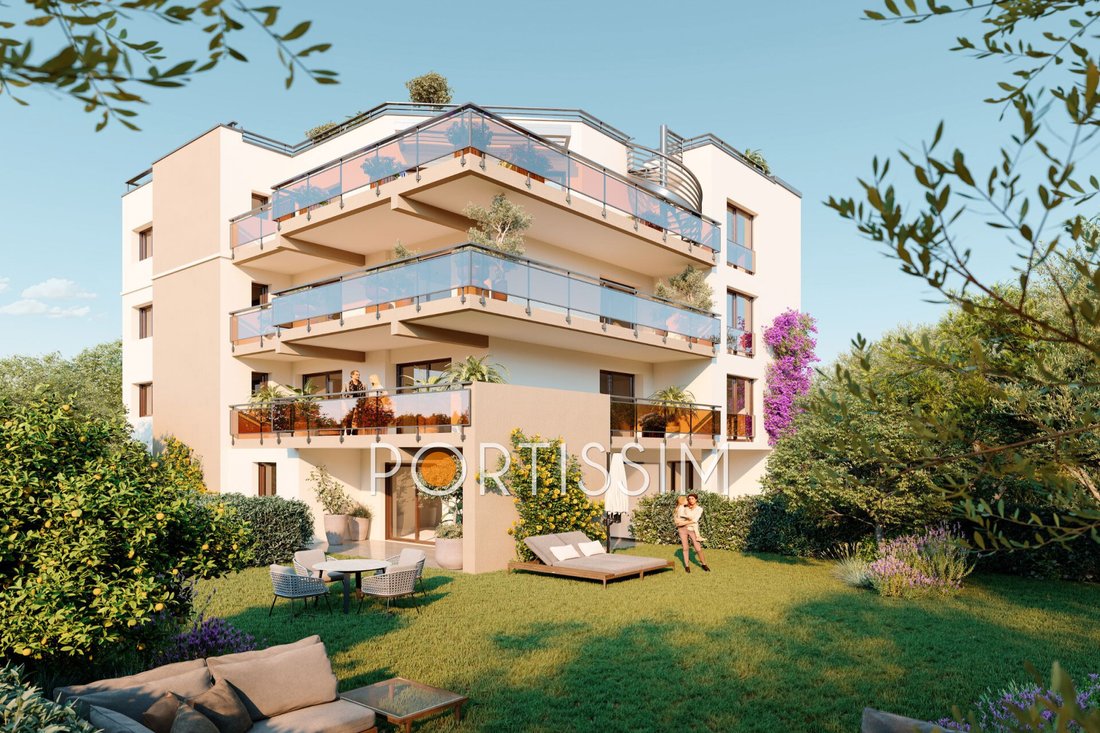 Apartment in Saint-Laurent-du-Var, Provence-Alpes-Côte d'Azur, France 1 - 14400961