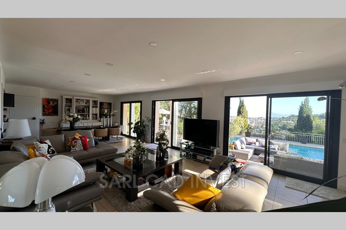 Villa in Centre, Vallauris, France 1 - 12709566