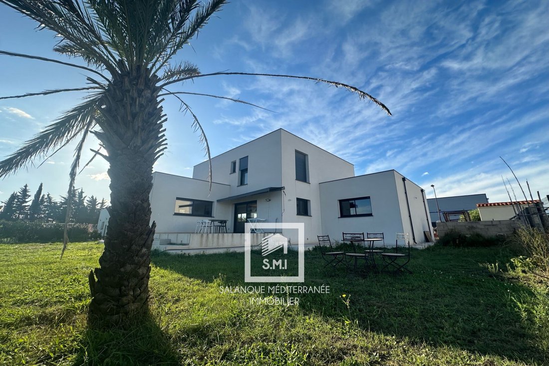 Villa in Torreilles, Occitania, France 1 - 14926892