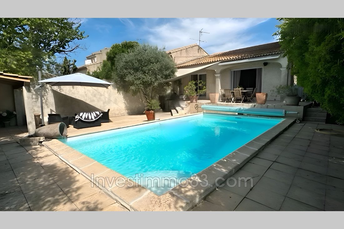 Villa in Greasque, Provence-Alpes-Côte d'Azur, France 2 - 15162233
