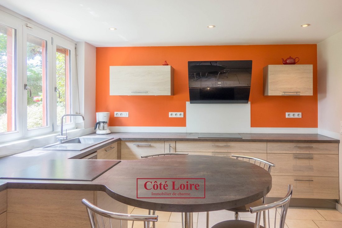 House in Saint-Hilaire-Saint-Mesmin, Centre-Val de Loire, France 3 - 15706686