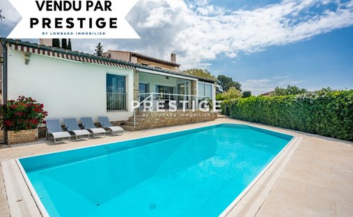 Villa in Exterieurs, Frejus, France 1