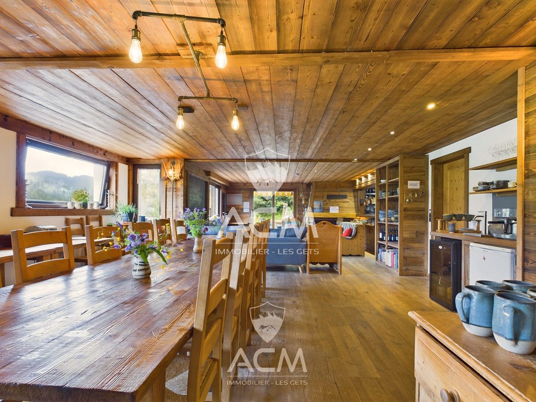 Chalet in Les Gets, Auvergne-Rhône-Alpes, France 3 - 15703825