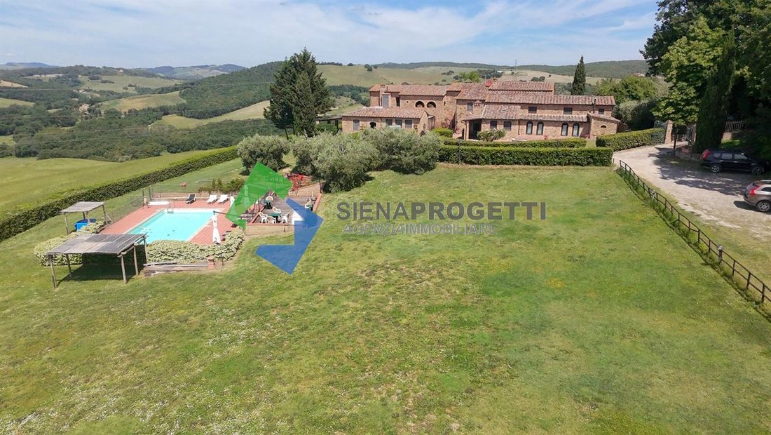 Country House in Casole d'Elsa, Tuscany, Italy 1 - 15699480
