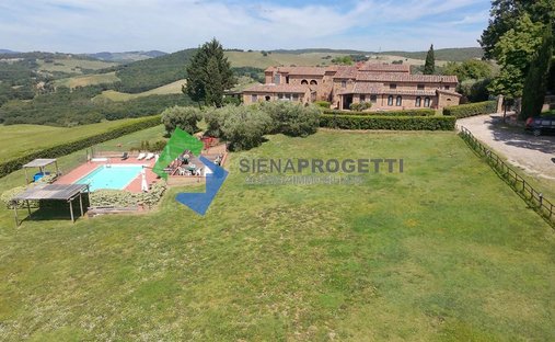 Country House in Casole d'Elsa, Tuscany, Italy 1
