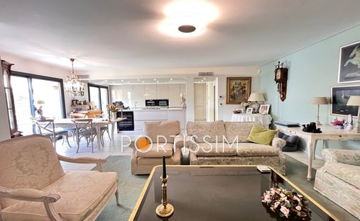 Apartment in Val de Cagne-Colline Route de Vence, Cagnes-sur-Mer, France 1