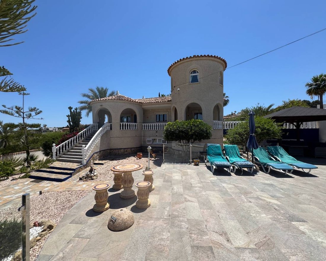 Villa a Almoradí, Comunità Valenzana, Spagna 1 - 15698316