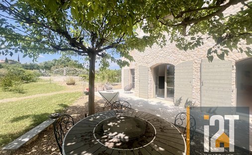 13th Historic Castle With Majestic Park And Pool