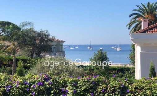 Villa in Antibes, Provence-Alpes-Côte d'Azur, France 1