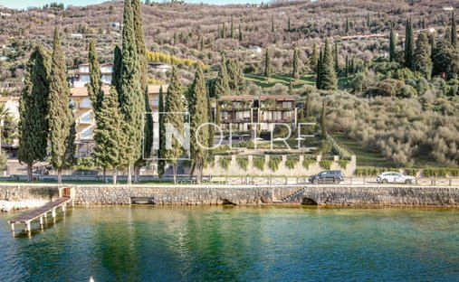 Apartment in Torri del Benaco, Veneto, Italy 1