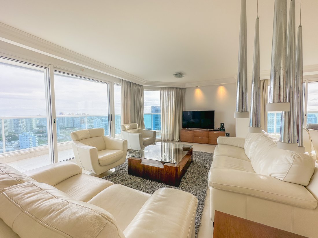 Apartment in Punta del Este, Maldonado Department, Uruguay 4 - 15710286