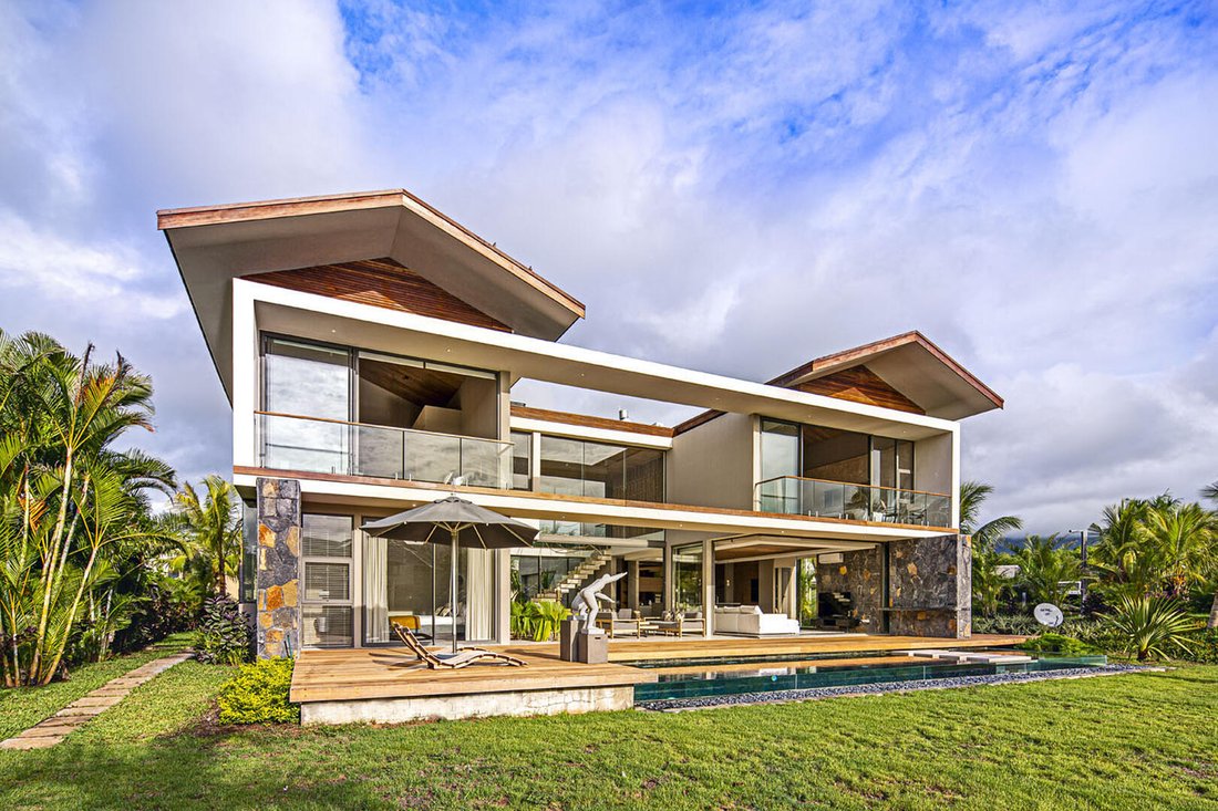 Villa in Grande Riviere Noire, Rivière Noire District, Mauritius 4 - 14571865