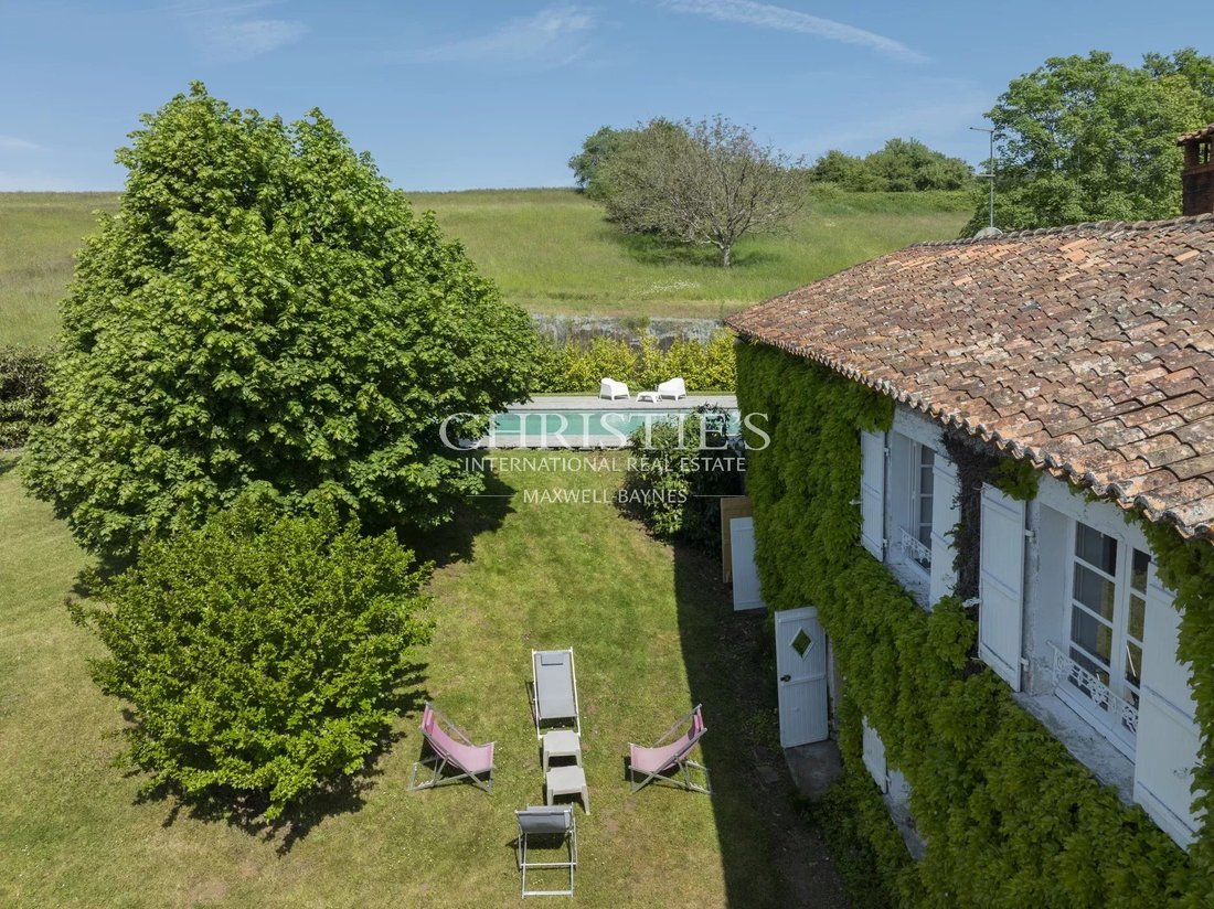 Estate in Fontclaireau, Mansle-les-Fontaines, France 4 - 15714438